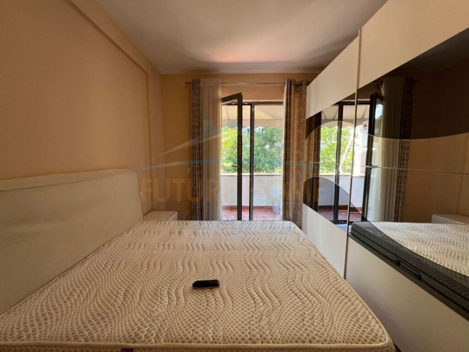 Tirane, jepet me qera apartament 2+1 Kati 3, 100 m² 600 € (RRUGA E DIBRES)