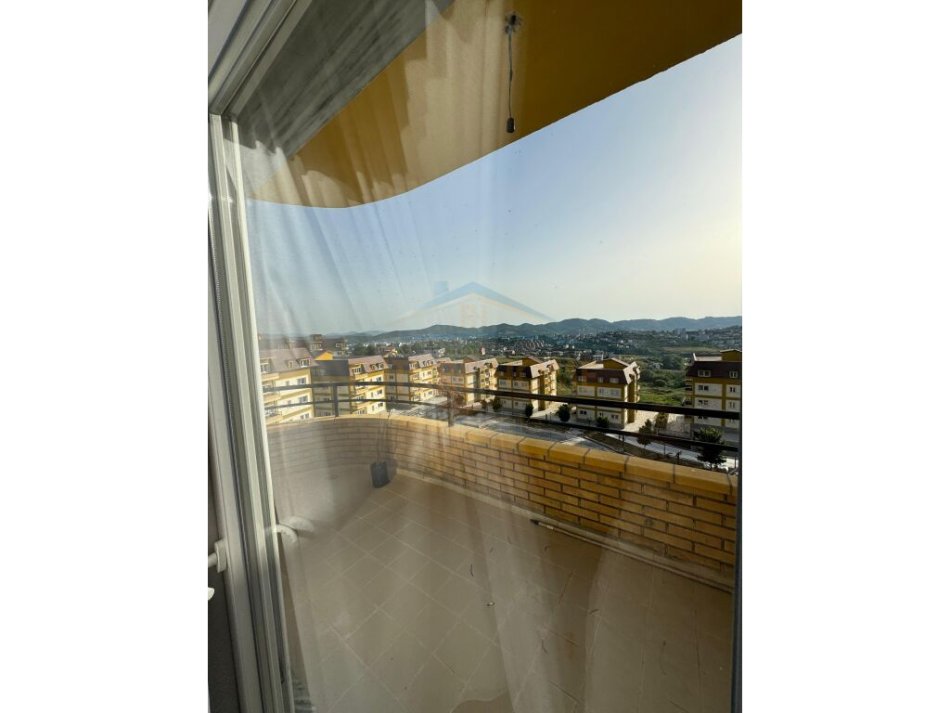Tirane, jepet me qera apartament 2+1+Ballkon Kati 4, 144 m² 850 € (Farke)