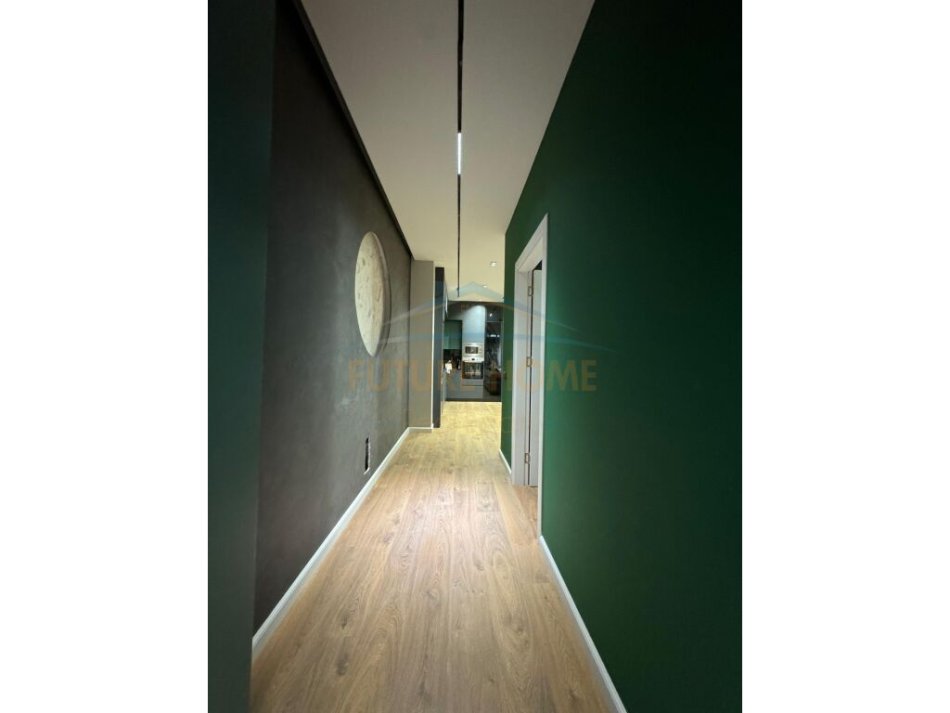 Tirane, shes 1+1+Aneks+Ballkon Kati 1, 79 m² 165.000 € (liqeni i farkes)