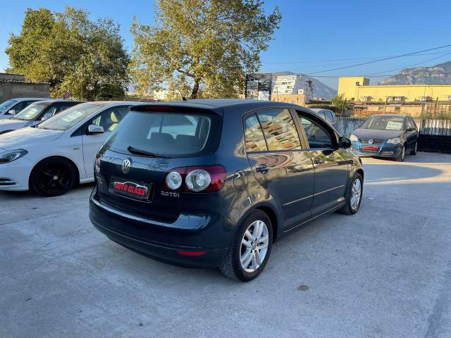 Tirane, shes makine Volkswagen GOLF 5 PLUS Viti 2006, 5.700 Euro