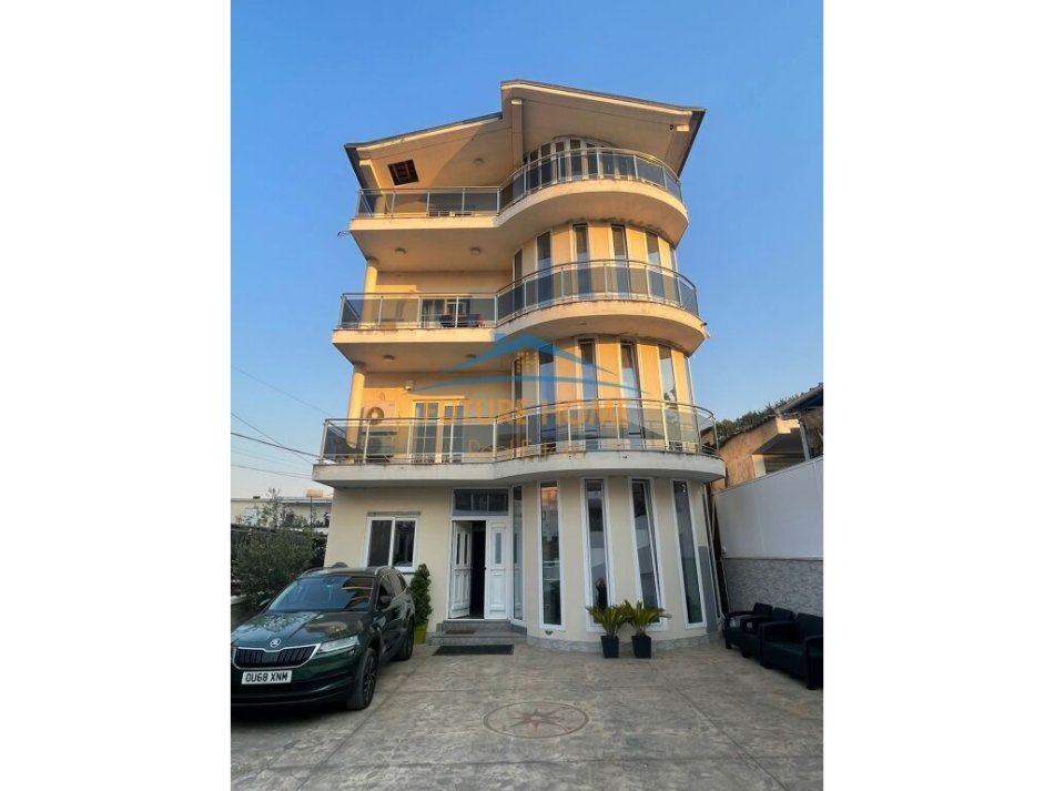 Tirane, jepet me qera apartament 2+1+Ballkon Kati 2, 80 m² 450 € (Njazi Meka, Allias)