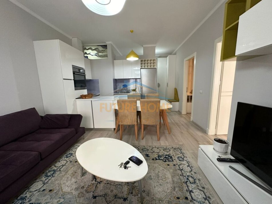 Tirane, jepet me qera apartament 2+1+Ballkon Kati 4, 70 m² 750 € (Kopshti Zoologjik)