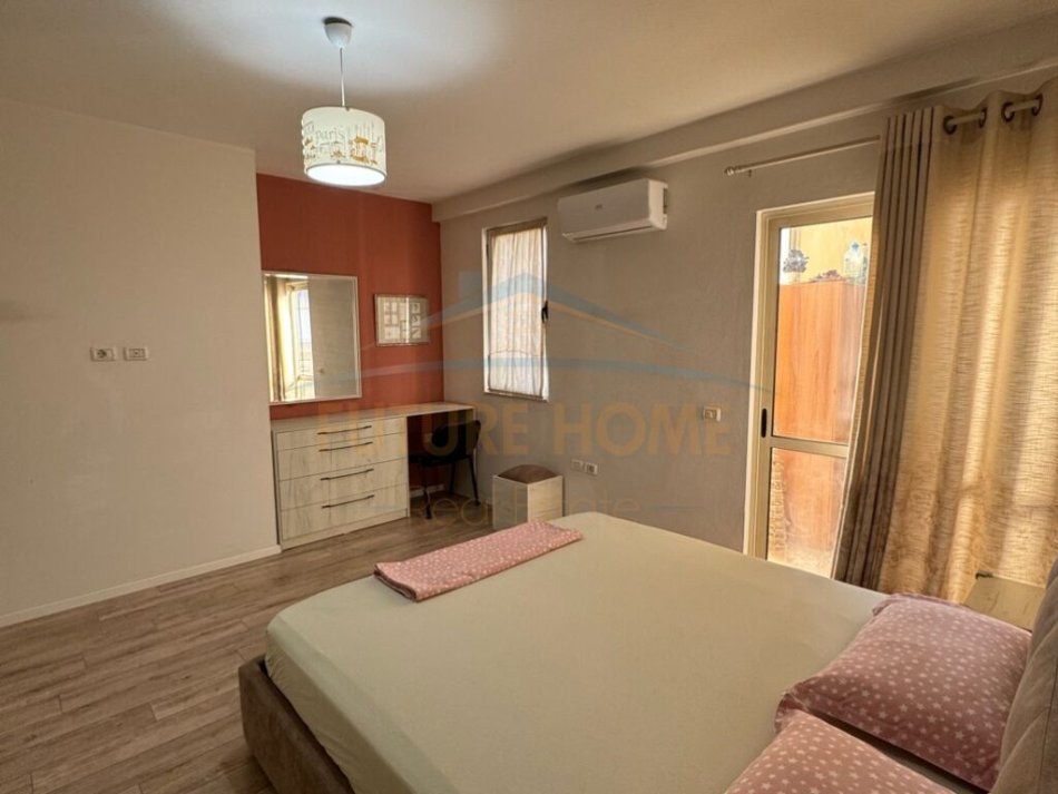 Tirane, jepet me qera apartament 2+1+Ballkon Kati 6, 83 m² 800 € (Fortuzi)