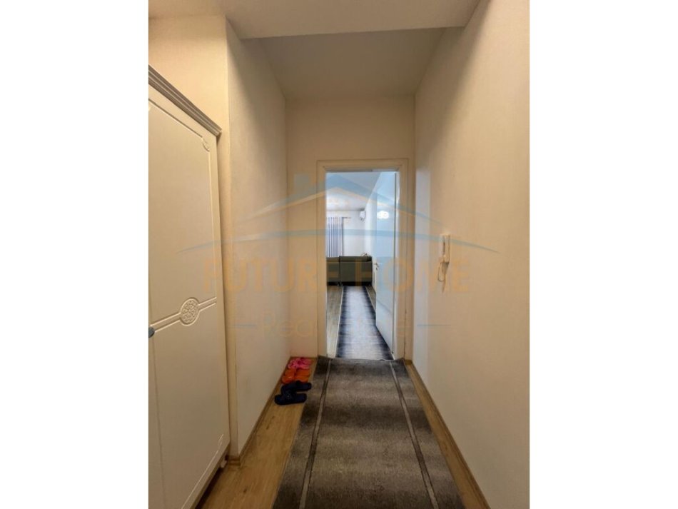 Tirane, jepet me qera apartament 2+1+Ballkon Kati 1, 114 m² 650 € (Kompleksi Green City, Unaza e Re)