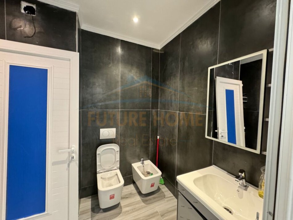 Durres, shitet apartament 2+1 Kati 7, 95 m² 140.000 € (Vollga , Durres)