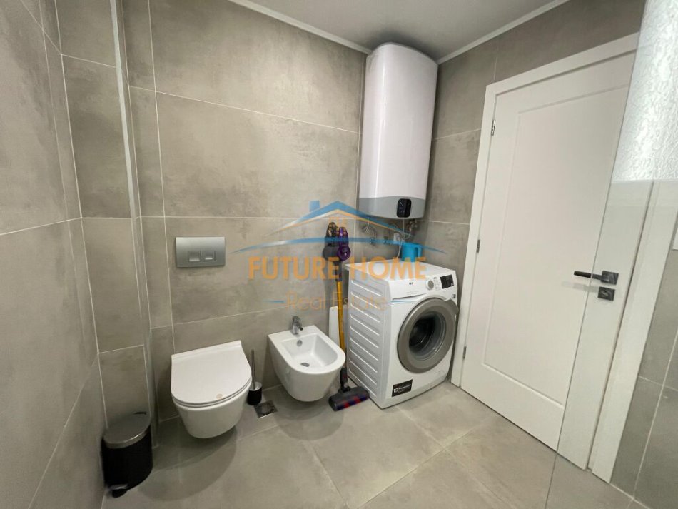 Tirane, jepet me qera apartament 1+1+Ballkon Kati 3, 69 m² 750 € (Myslym Shyri)