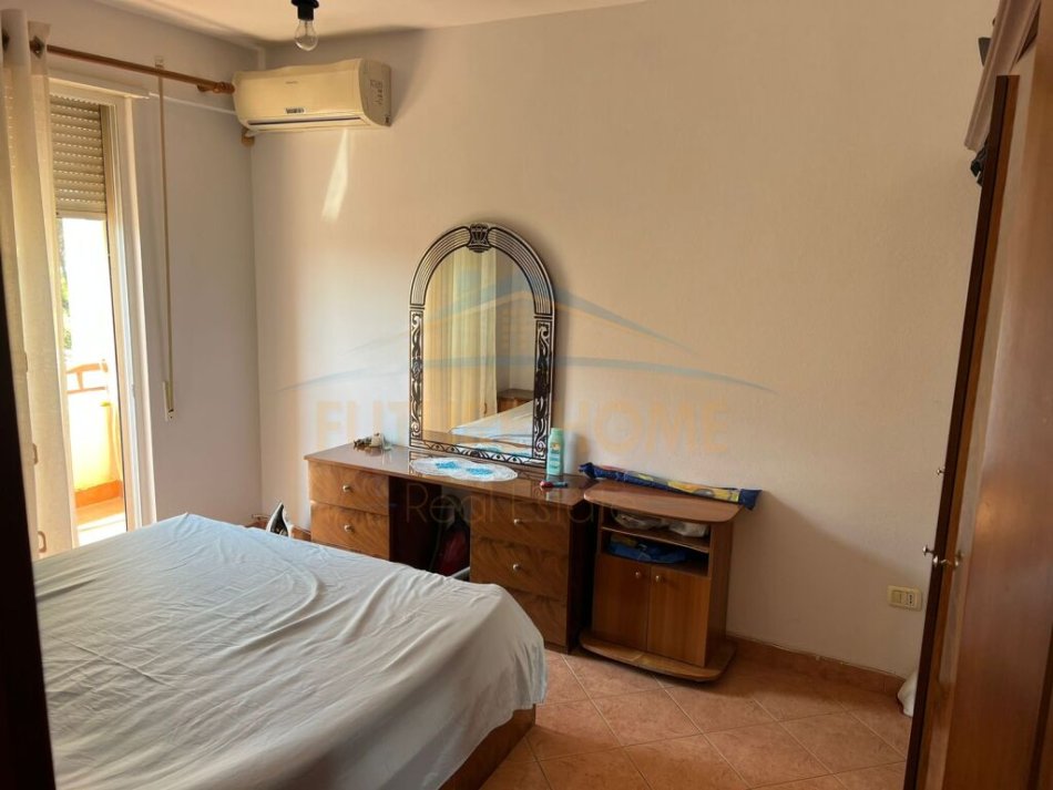 Durres, shes apartament 1+1+Ballkon Kati 3, 73 m² 65.000 € (Golem)