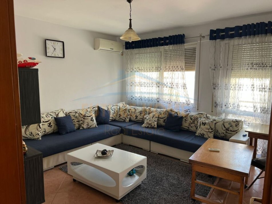 Durres, shes apartament 1+1+Ballkon Kati 3, 73 m² 65.000 € (Golem)