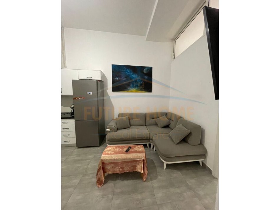 Tirane, shitet apartament 2+1+Ballkon Kati 1, 136.000 € (21 Dhjetori)
