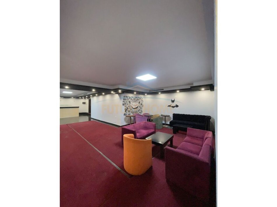 Tirane, jepet me qera ambjent biznesi Kati -1, 150 m² 800 € (5 Maji)