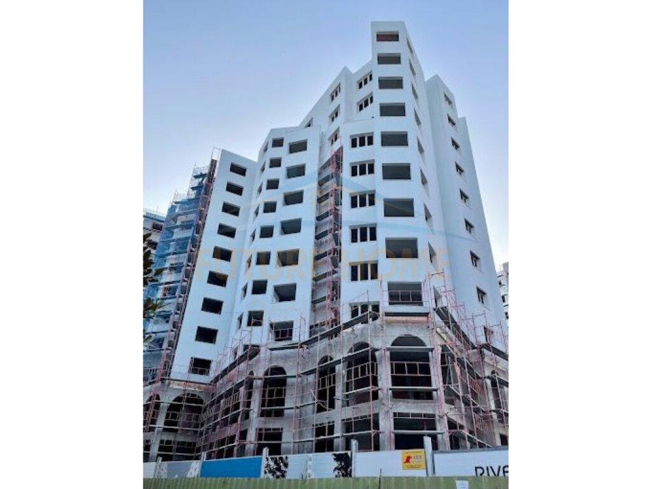Tirane, shitet apartament 1+1 Kati 5, 69 m² 110.600 € (unaza e re)