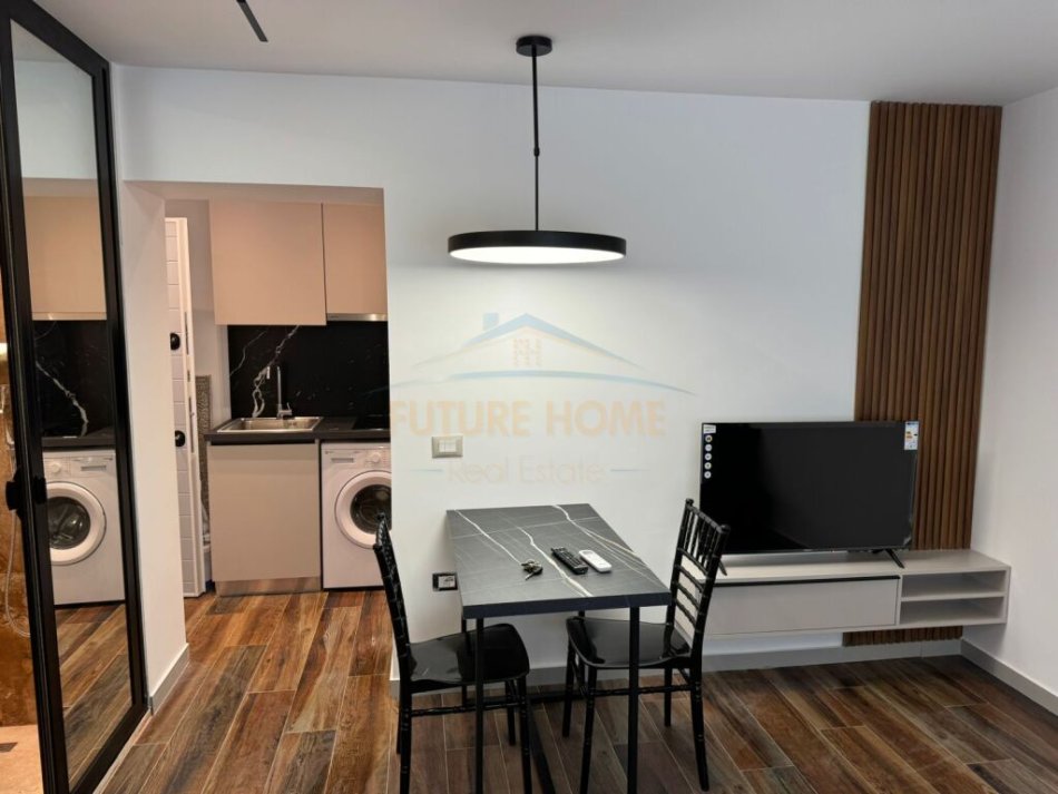 Tirane, shitet apartament 2+1+Ballkon Kati 1, 60 m² 118.000 € (Materniteti i Ri)