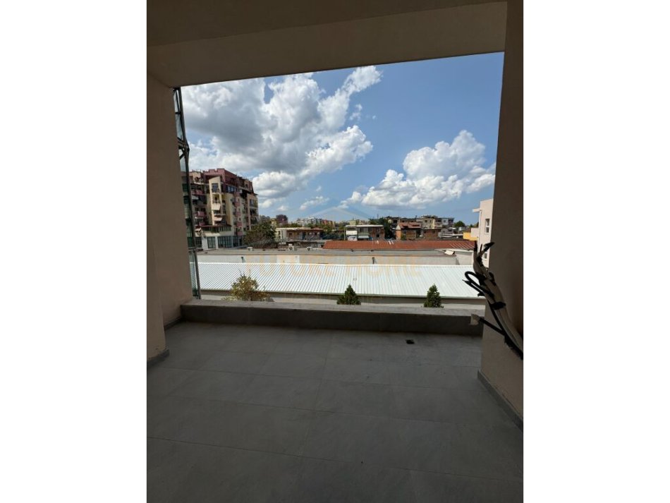 Tirane, shitet apartament 2+1+Ballkon Kati 2, 117 m² 158.000 € (Dritan Hoxha)