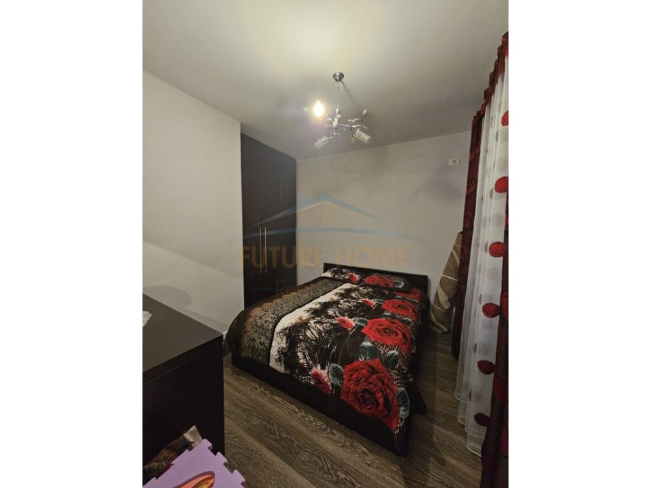 Tirane, shitet apartament duplex 3+1+Aneks+Ballkon Kati 3, 122 m² 200.000 € (Unaza e Re)