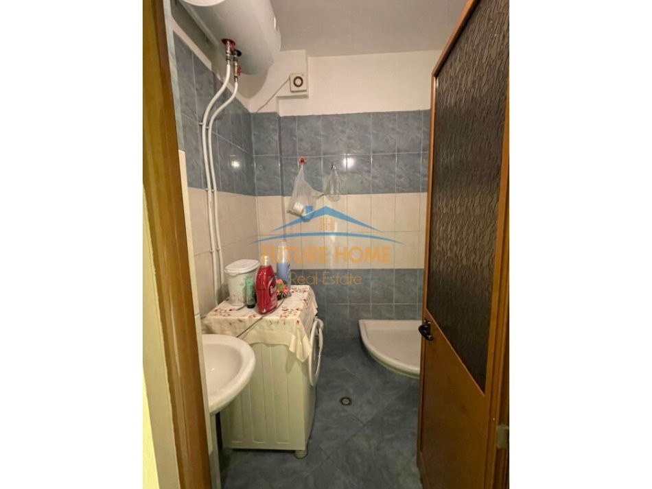 Tirane, jepet me qera Vile 4+1+Ballkon Kati 1, 270 m² 1.400 € (Sauk)