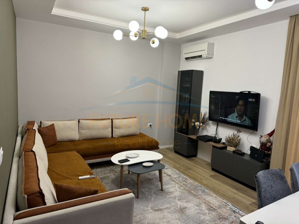 Tirane, Shitet apartament 3+1 Kati 2, 119 m² 1.500.000 € (DOGANA)