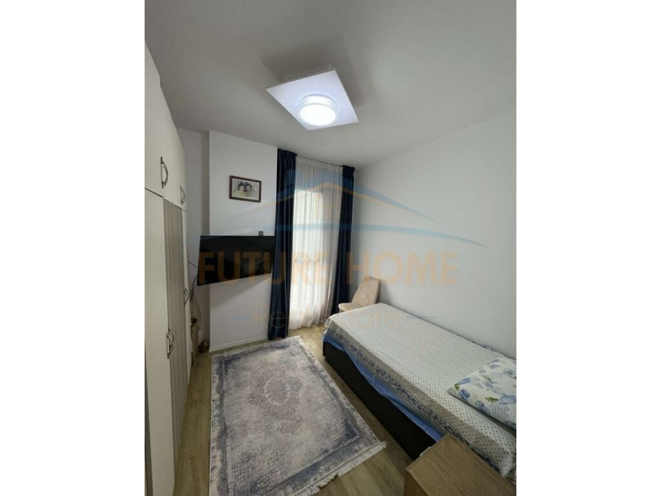 Tirane, shitet apartament 3+1+Aneks+Ballkon Kati 2, 119 m² 150.000 € (Unaza e Re)