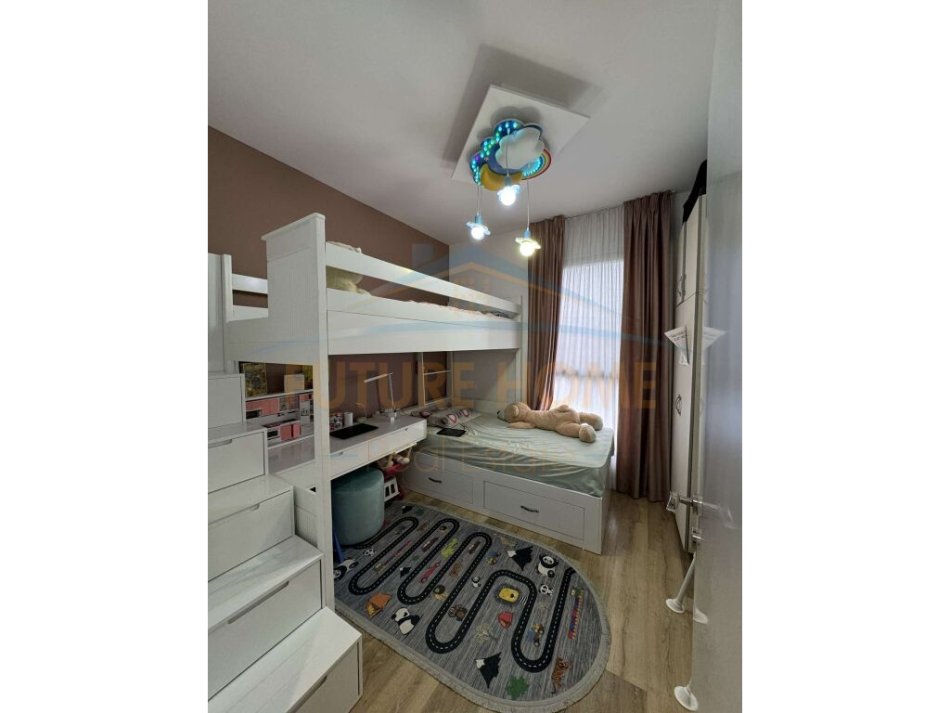 Tirane, shitet apartament 3+1 Kati 2, 119 m² 150.000 € (Dogana)