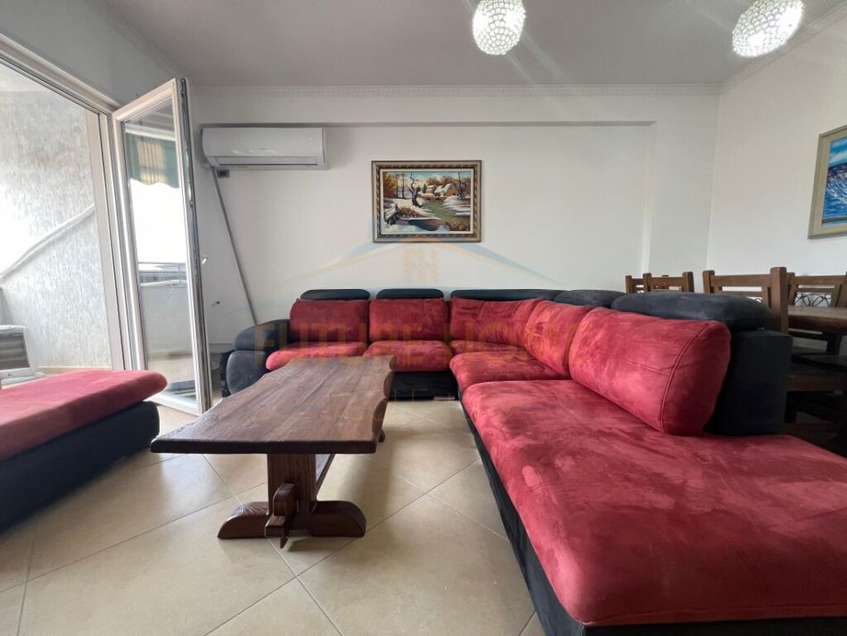 Tirane, shitet apartament 1+1 , 67 m² 87.000 € (FRESK)
