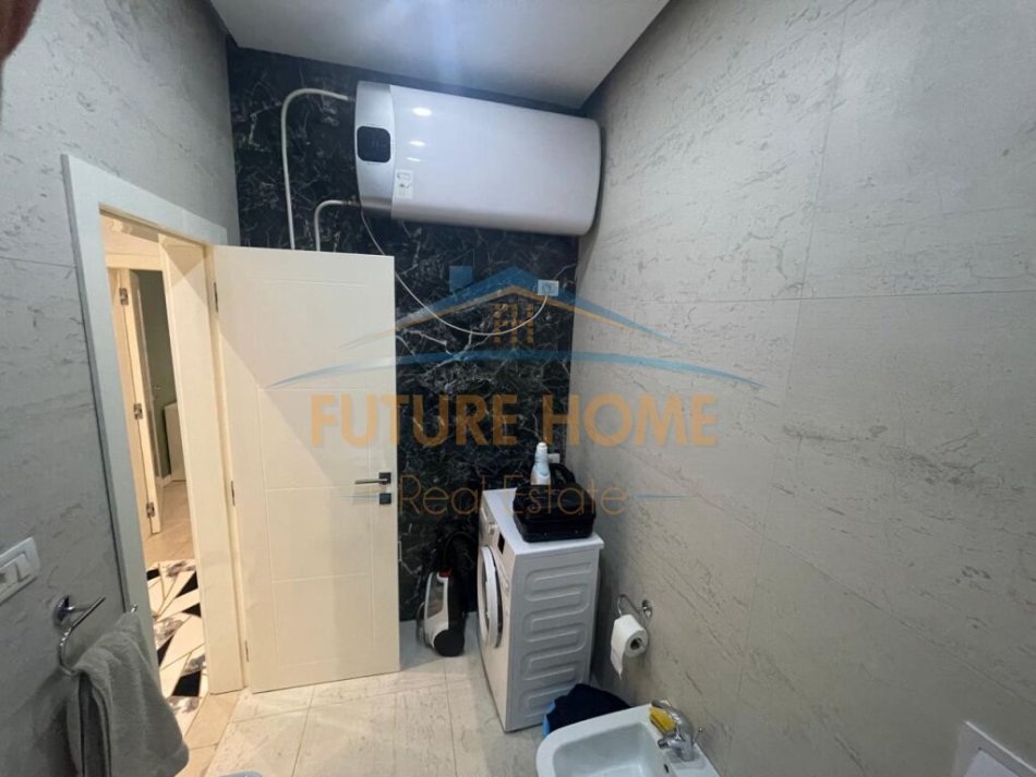 Tirane, shitet apartament 1+1+Ballkon Kati 2, 73 m² 140.000 € (Rruga Zallit, Tiranë)