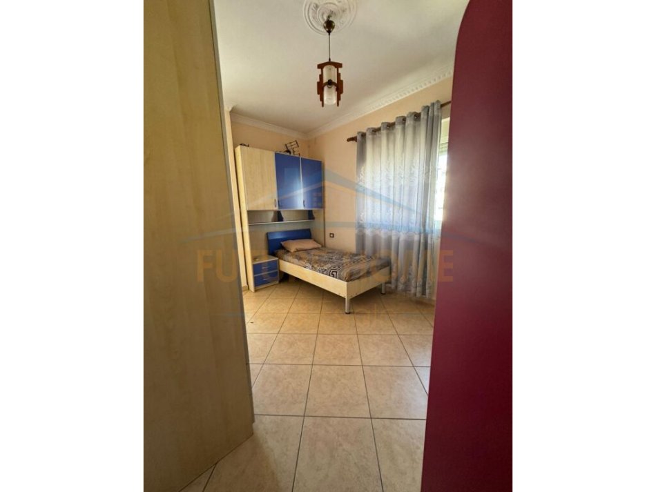 Durres, shitet apartament 2+1+Ballkon Kati 5, 82 m² 88.000 € (Plazh, Iliria)