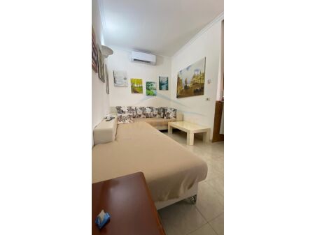 Shitje, Apartament 2+1, prane Shkolles se Baletit, Tirane. AREA43951