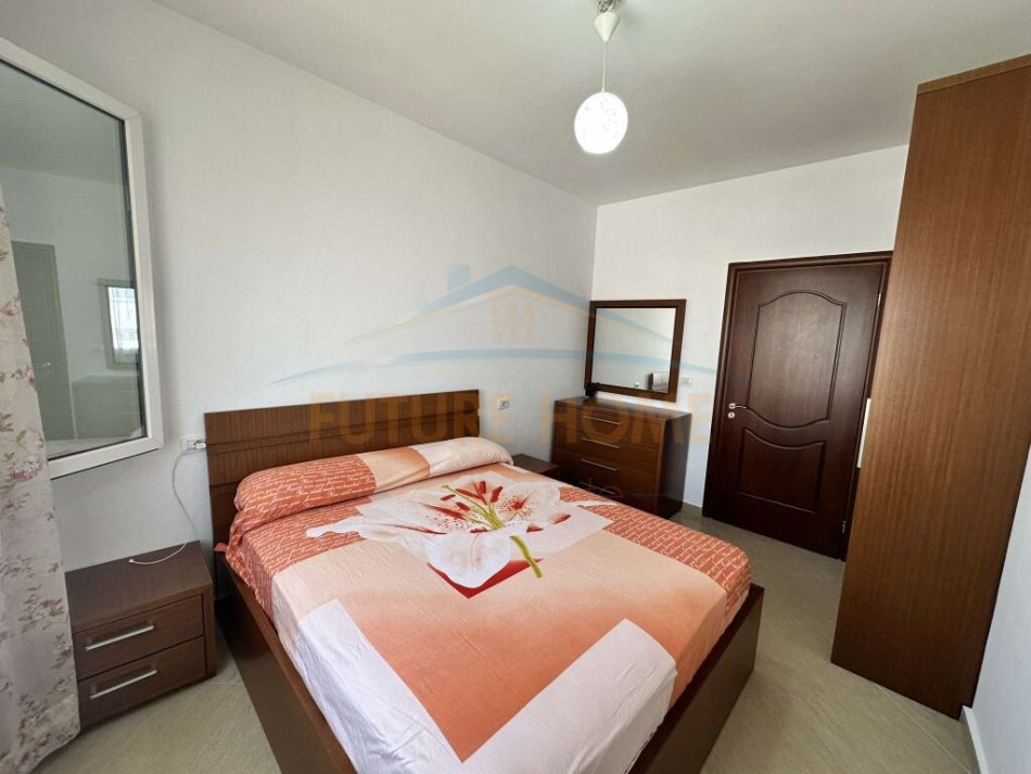 Tirane, shitet apartament 2+1 Kati 8, 81 m² 120.000 € (UNAZA E RE)