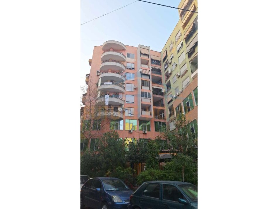 Tirane, shitet apartament 2+1 Kati 7, 117 m² 280.000 € (QENDER)