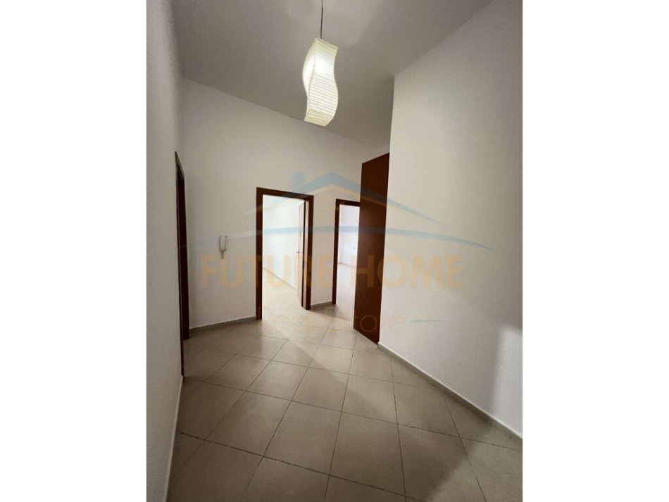 Tirane, shitet apartament 2+1 Kati 7, 117 m² 280.000 € (QENDER)