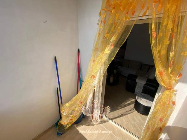 Durres, jap me qera apartament 1+1+BLK Kati 4, 69 m² 200 Euro (Shkolla Eftali Koci,Lagja 7)