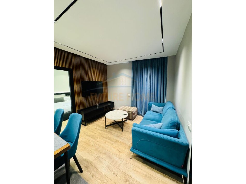 Tirane, jepet me qera apartament 2+1+Ballkon Kati 4, 65 m² 1.500 € (Rruga e BARRIKADAVE)