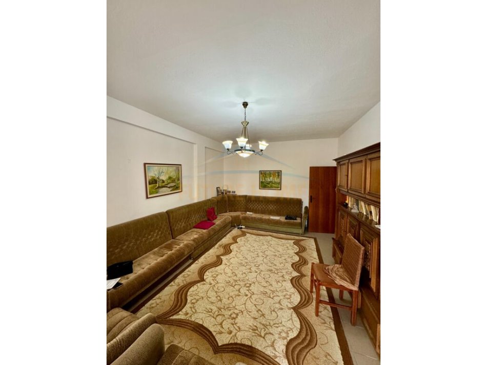 Tirane, shitet apartament 3+1+Ballkon Kati 2, 106 m² 190.000 € (MINE PEZA)