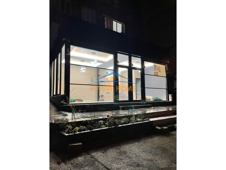 Tirane, shitet ambjent biznesi Kati 1, 47 m² 100.000 € (Ali Demi)