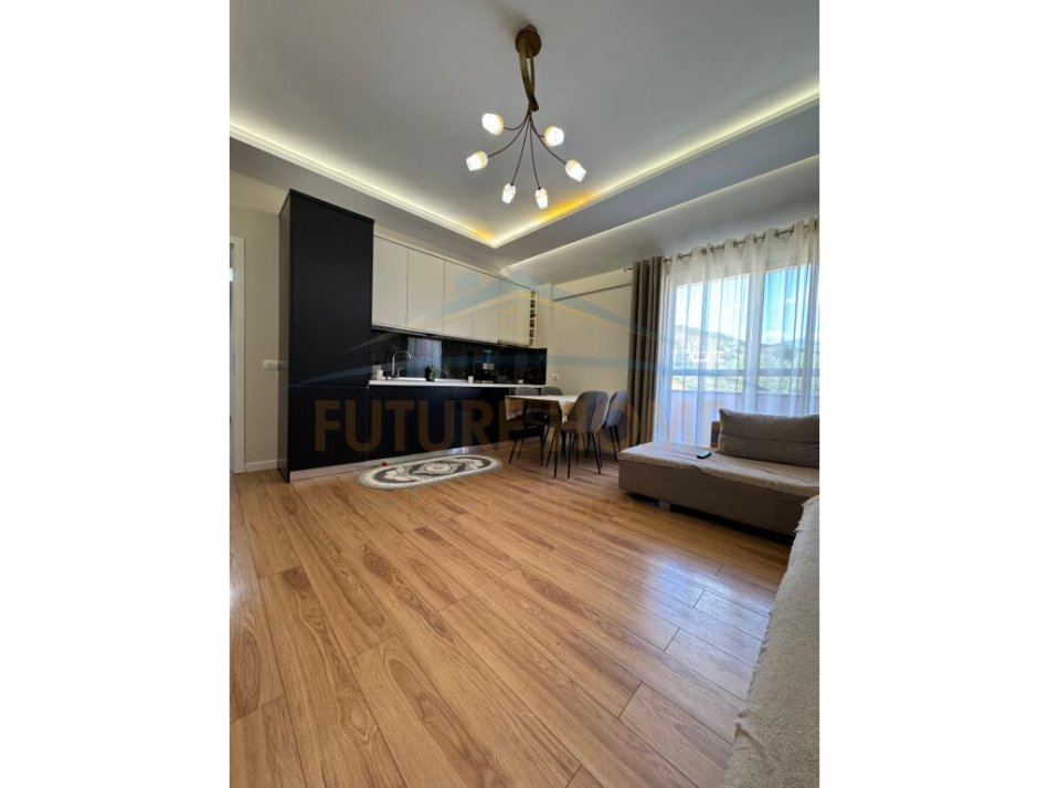 Tirane, shitet apartament 2+1 Kati 6, 116 m² 113.000 € (Fresk)