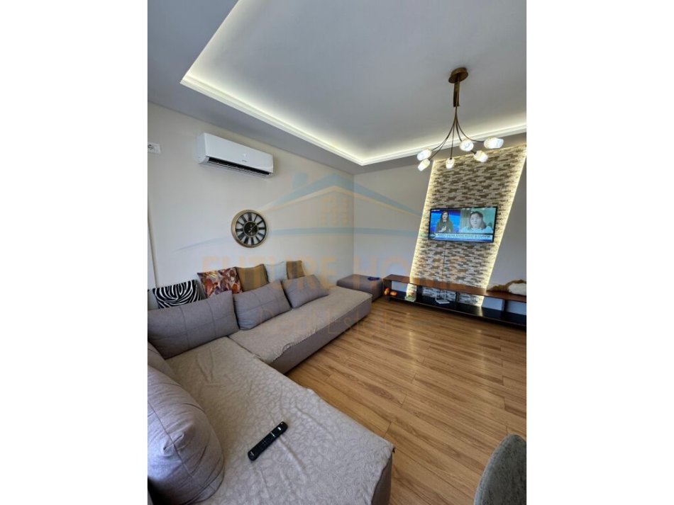 Tirane, shitet apartament 2+1+Ballkon Kati 6, 113 m² 110.000 € (FRESK)