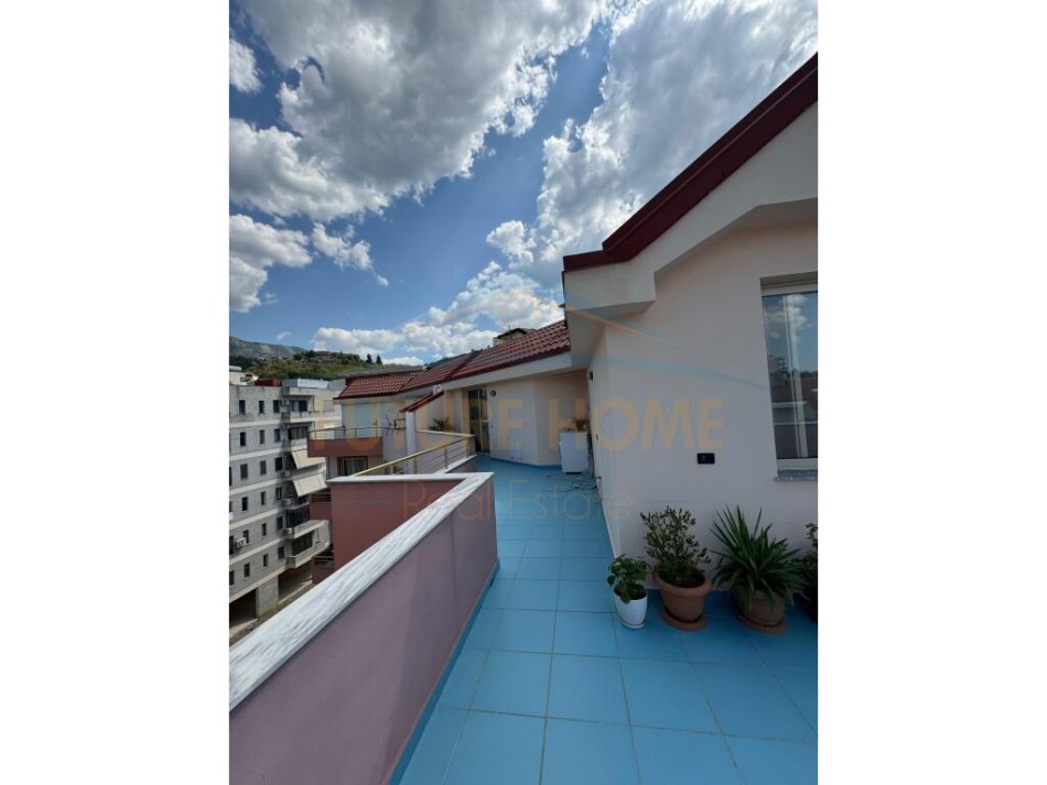 Tirane, shitet apartament 2+1+Ballkon Kati 6, 113 m² 110.000 € (FRESK)