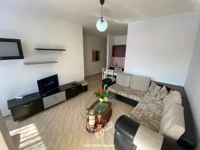 Durres, jap me qera apartament 1+1+BLK Kati 4, 69 m² 200 Euro (Shkolla Eftali Koci,Lagja 7)