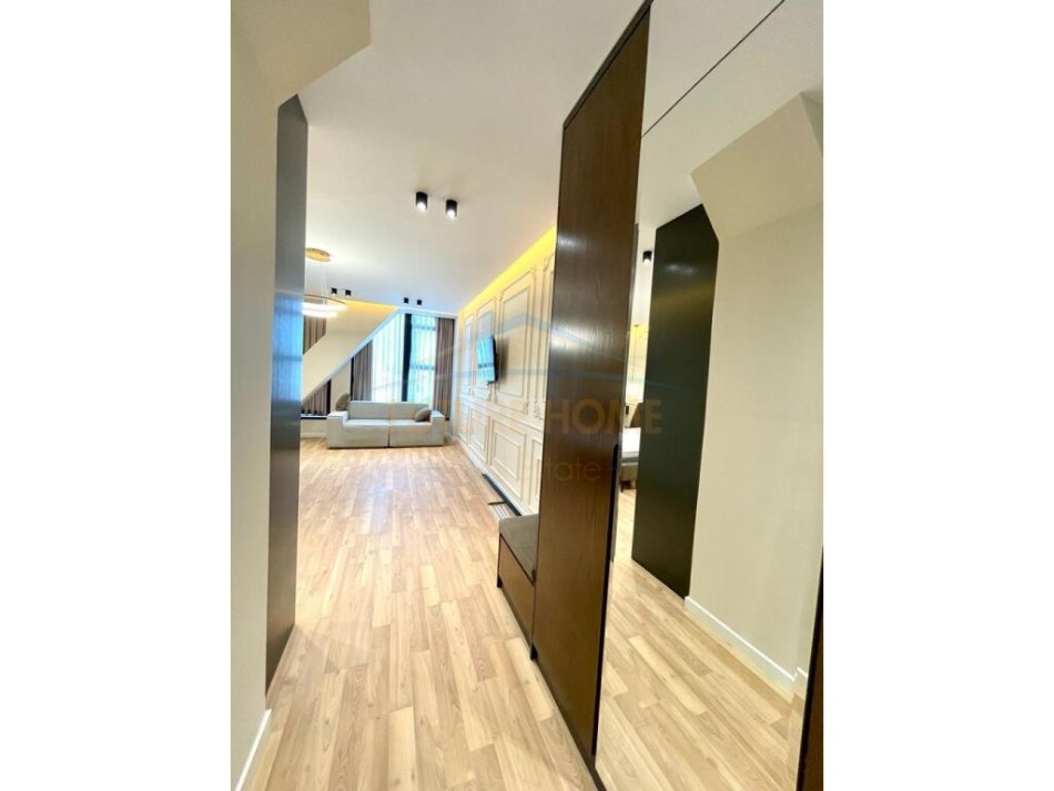 Tirane, jepet me qera garsonier 1+1 Kati 10, 52 m² 600 € (Rruga e Kavajes)