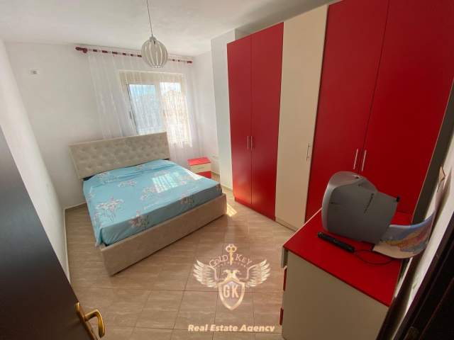 Durres, jap me qera apartament 1+1+BLK Kati 4, 69 m² 200 Euro (Shkolla Eftali Koci,Lagja 7)