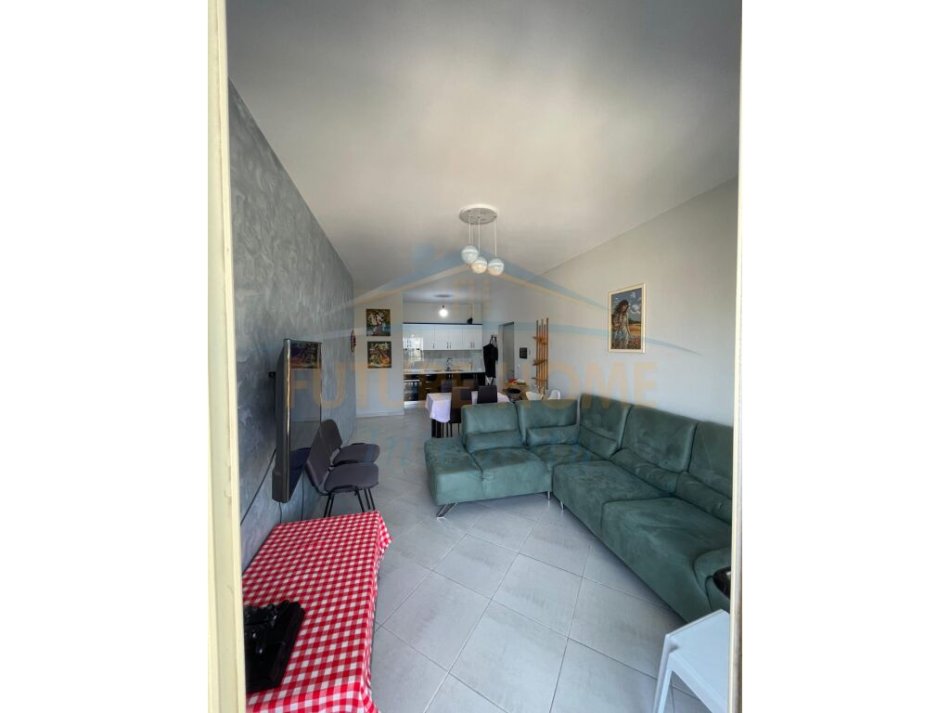 Vlore, shitet apartament 1+1+Ballkon Kati 3, 66 m² 95.700 € (Orikum)