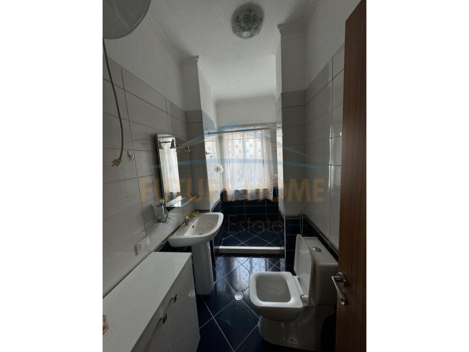 Tirane, shitet apartament 1+1 Kati 2, 72 m² 86.000 € (Fresk)