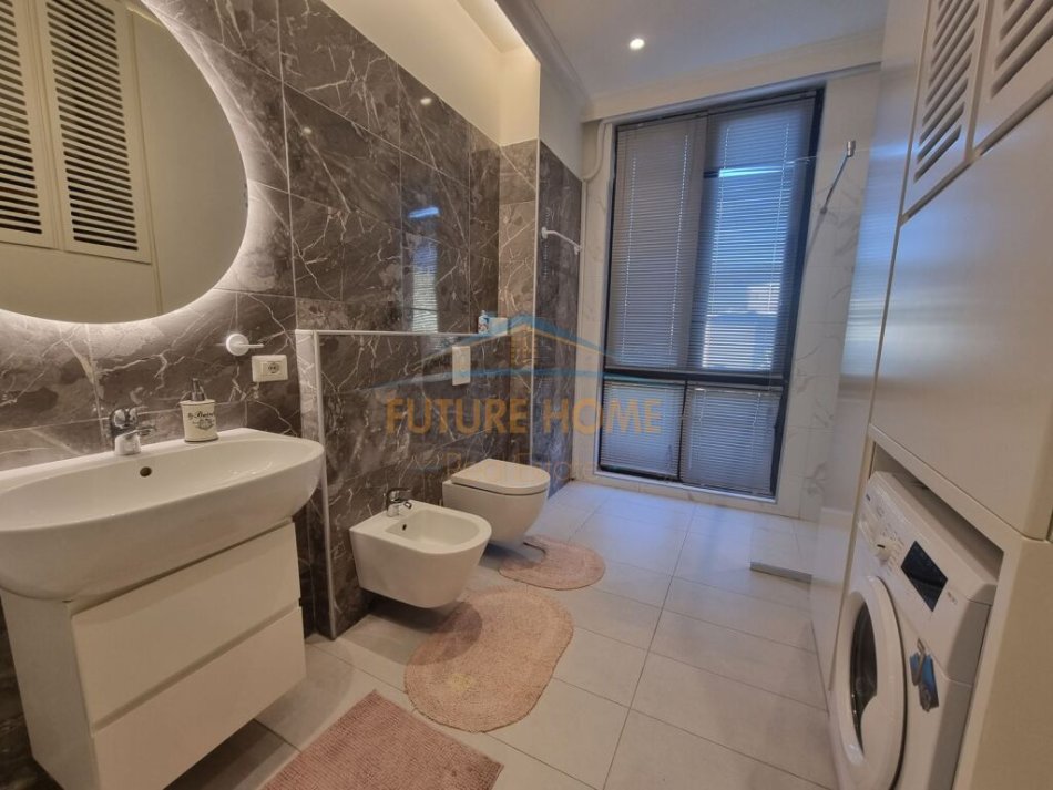 Tirane, jepet me qera apartament 2+1+Ballkon Kati 2, 103 m² 1.500 € (Rruga e Elbasanit)