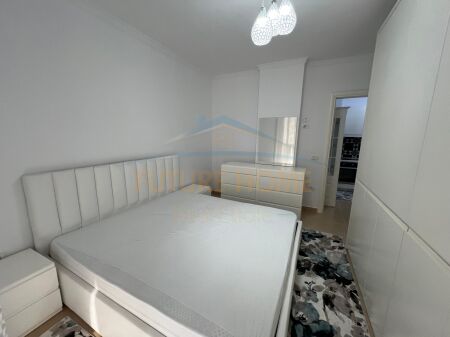 Tirane, shitet apartament 2+1 Kati 4, 77 m² (UNAZA E RE)