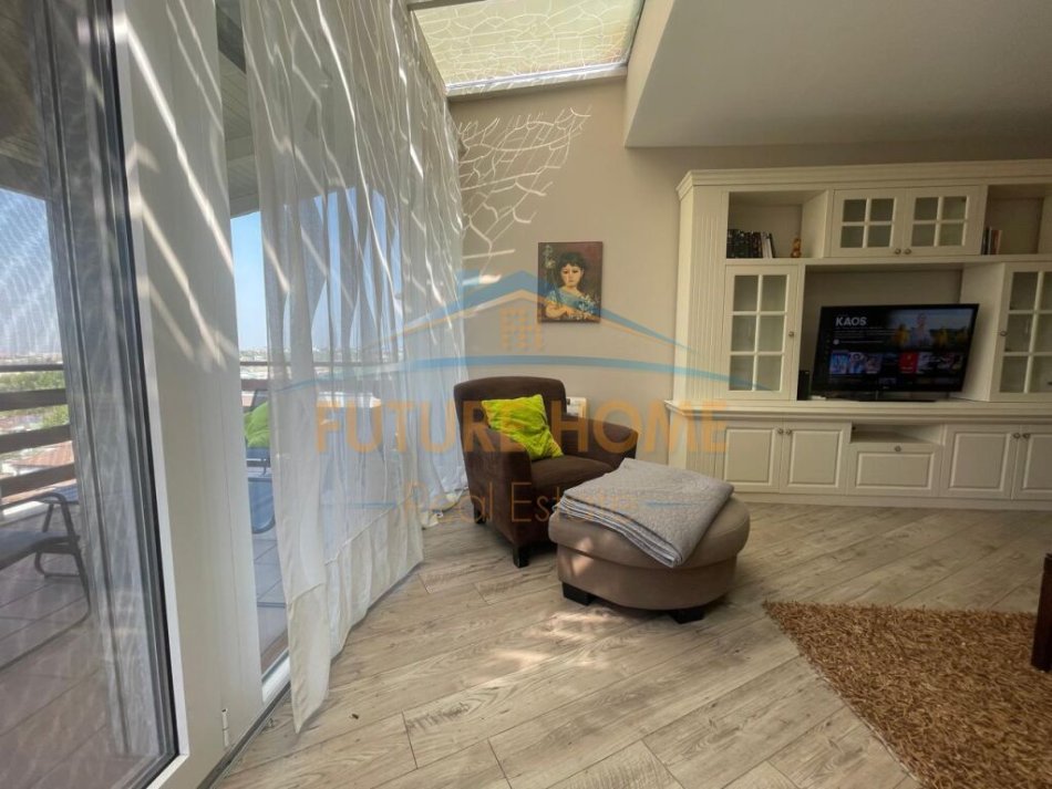 Tirane, jepet me qera apartament 2+1+Ballkon Kati 2, 103 m² 1.150 € (Long Hill)