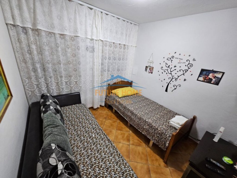 Tirane, jepet me qera apartament 2+1+Ballkon Kati 1, 61 m² 500 € (MUHAMET GJOLLESHA)