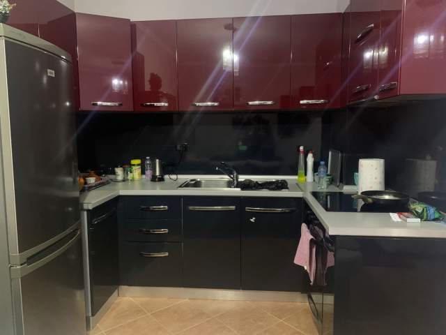 Tirane, shitet apartament Kati 6, 102 m² 95.000 Euro