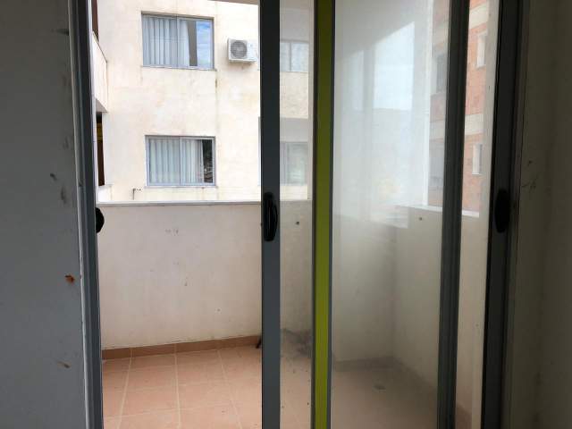Lushnje, shitet apartament 126 m² 50.400 Euro