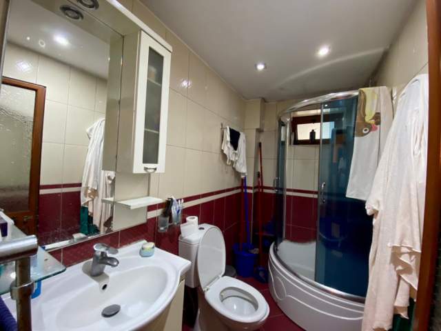 Tirane, jepet me qera apartament 2+1 Kati 0, 82 m² 2.900 Euro (Rruga Elbasanit)
