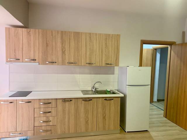 Tirane, jepet me qera shtepi 1+1+BLK Kati 1, 40 m² 600 Euro (pas Drejtorise se Tatimeve)