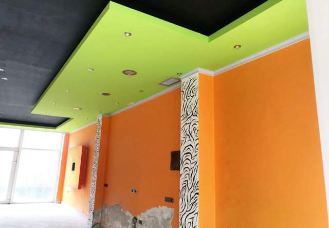 Tirane, jepet me qera ambjent biznesi 88 m² 30.000 Leke